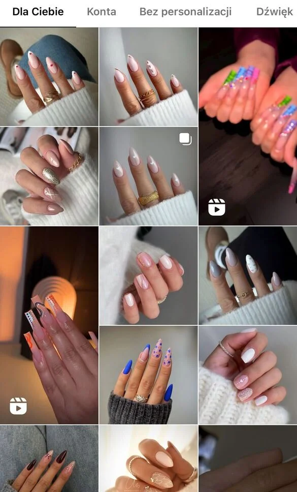 Wyniki wyszukiwania na Instagramie w zakładce Dla Ciebie ze zdjęciami paznokci